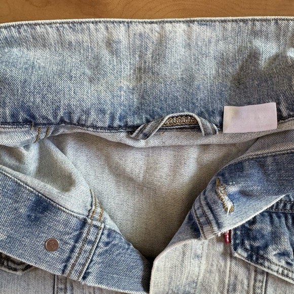 Levi's Men's Denim Trucker Vest Blue Cotton Sleeveless Jean Jacket Western Work - Picture 11 of 15